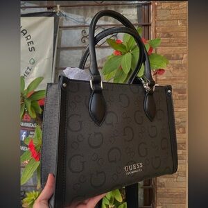 GUESS OAK PARK Handbag in Coal Color Measurements in Pictures